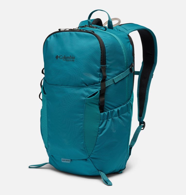 triple canyon 24l backpack