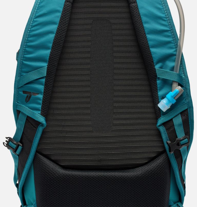 triple canyon 24l backpack
